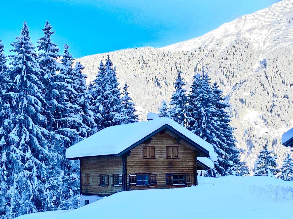 Villa Alpenapart Montafon - Bitschweil Huesle à Schruns Extérieur photo